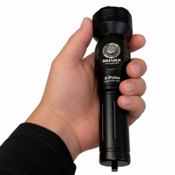 Divevolk X-Pulse 2400: kompakte Tauchlampe vorgestellt